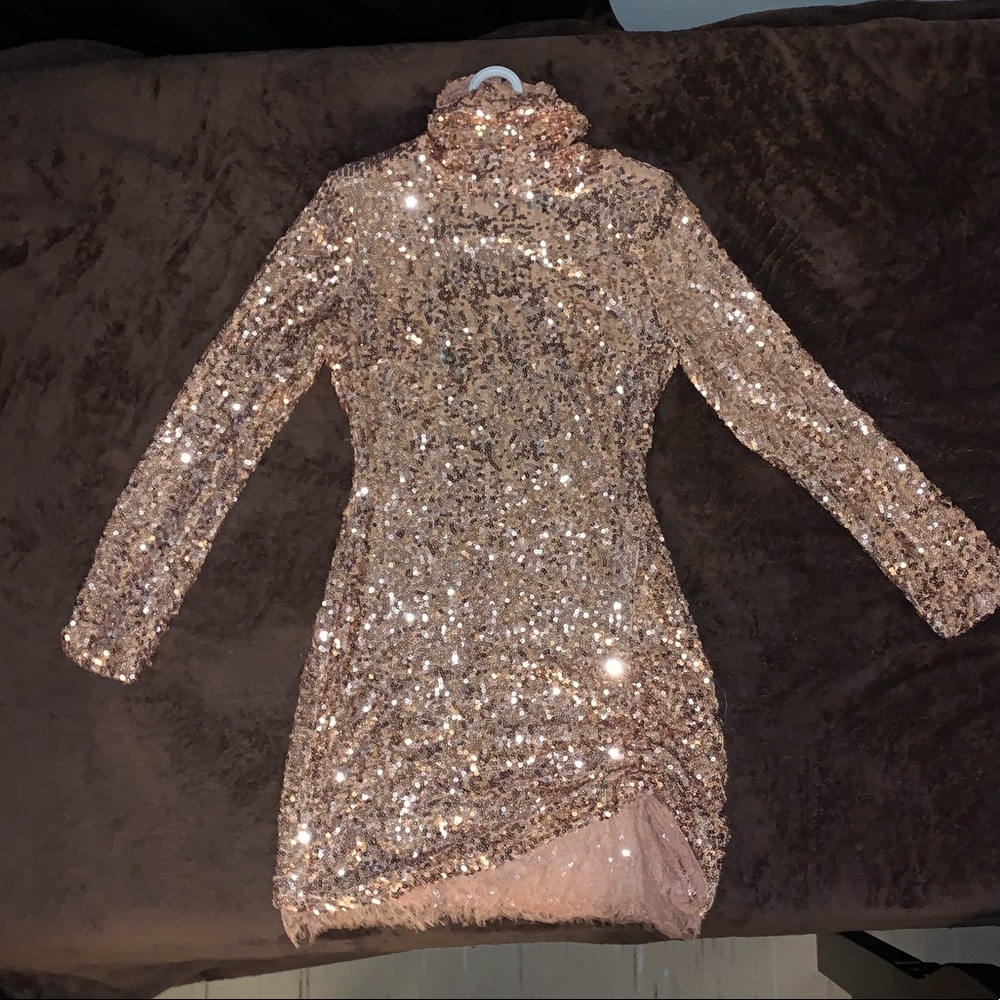 It was too big! Only tried on once.